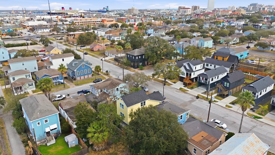 Photo 2 of 1207 32nd Street, Galveston, TX