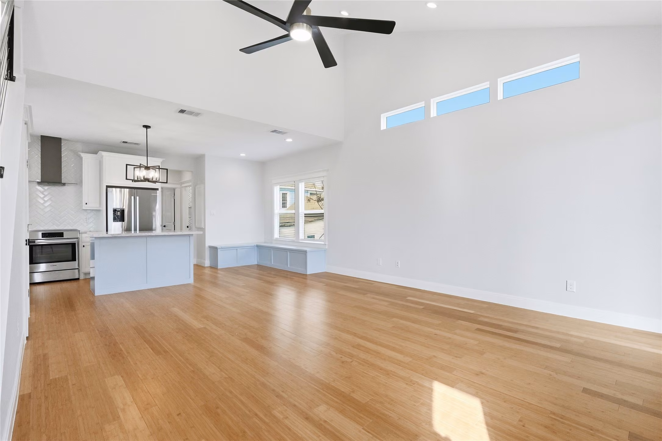 Photo 6 of 1207 32nd Street, Galveston, TX