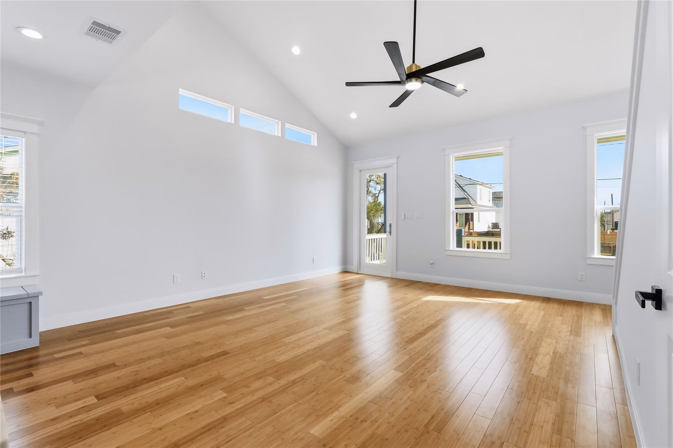 Photo 7 of 1207 32nd Street, Galveston, TX
