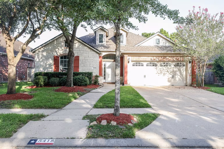 Photo of 5418 Lacey Oak Meadow Drive, Katy, TX