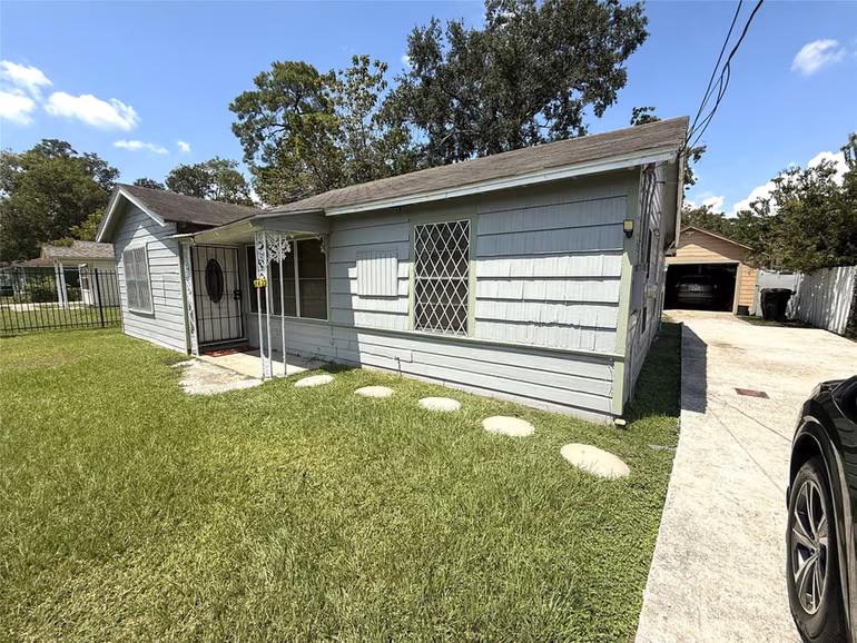 Photo 2 of 8429 Flintridge, North Houston, TX