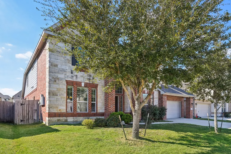 Photo 4 of 4314 Juniper Lane, Deer Park, TX
