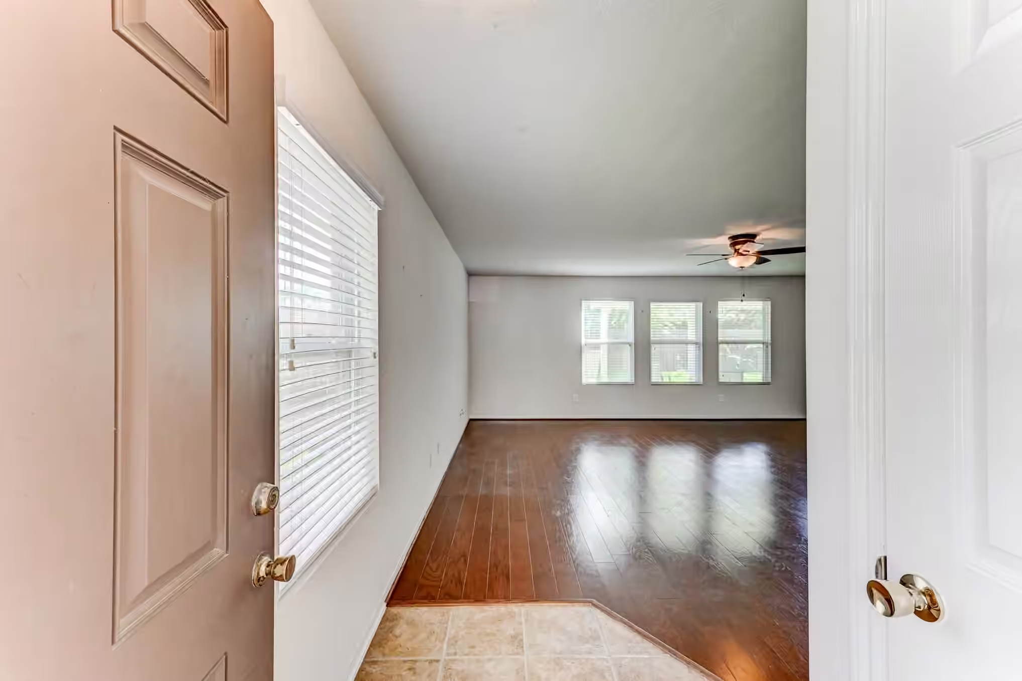Photo 6 of 8010 Pickling Lane, Baytown, TX