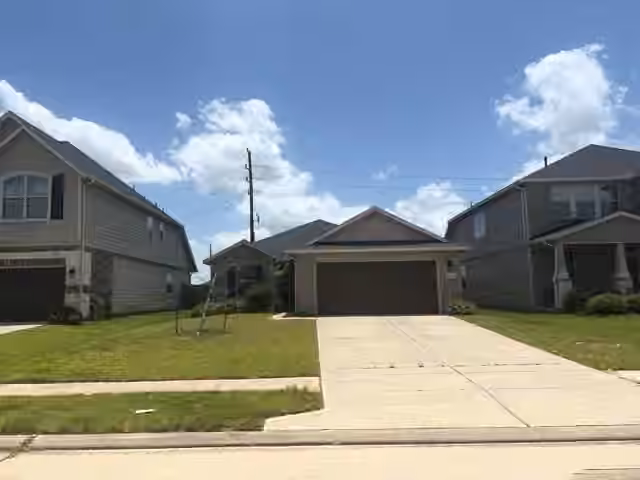 Photo 4 of 25615 Whitehaven Gate Street, Katy, TX
