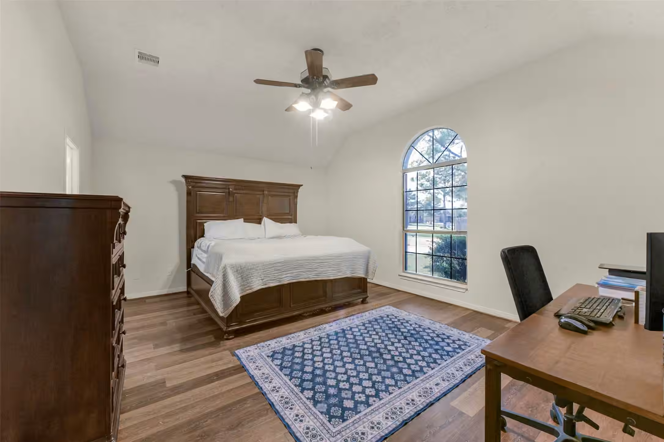 Photo 5 of 6815 Amistad Court, Manvel, TX