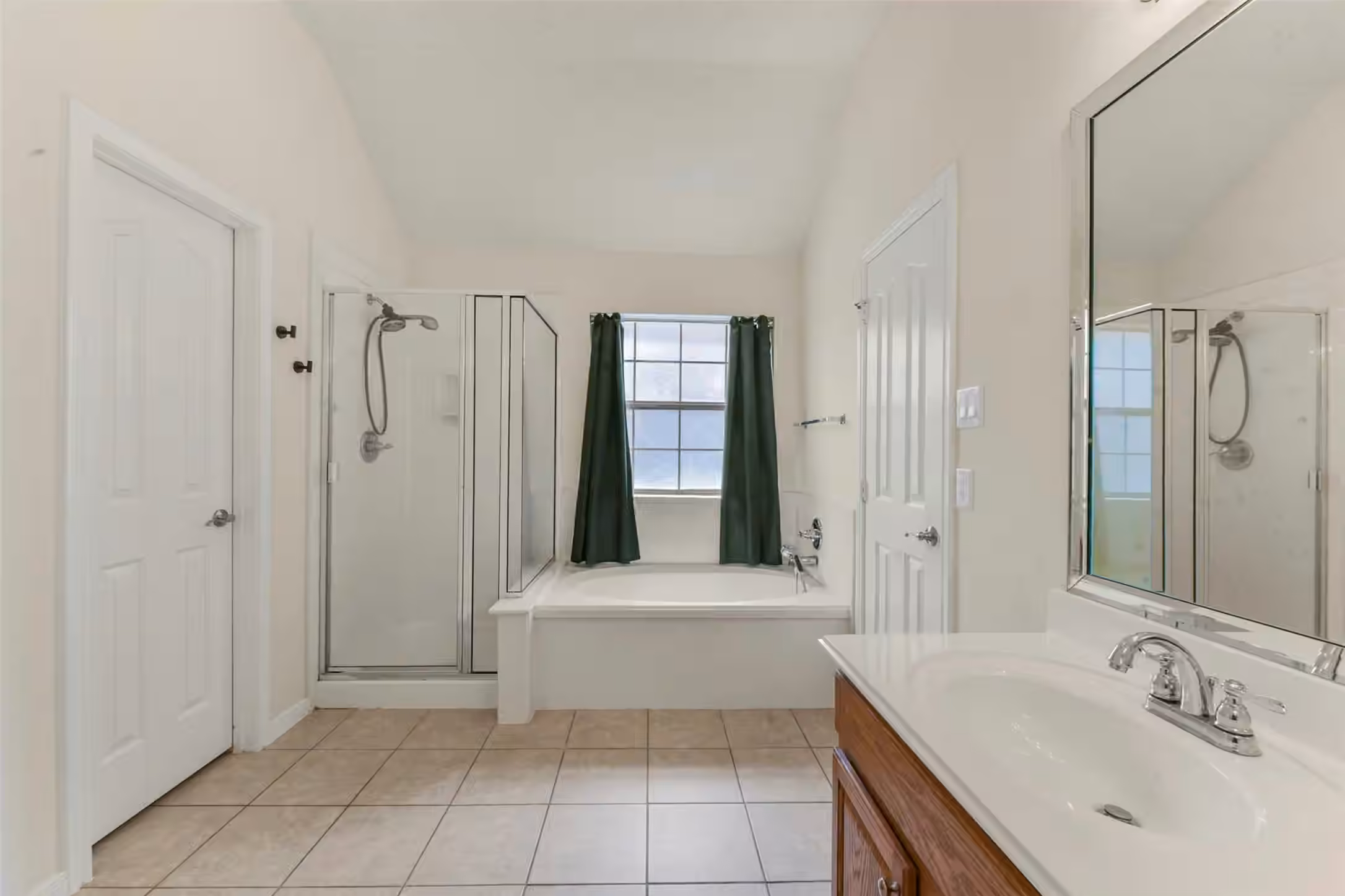 Photo 7 of 6815 Amistad Court, Manvel, TX