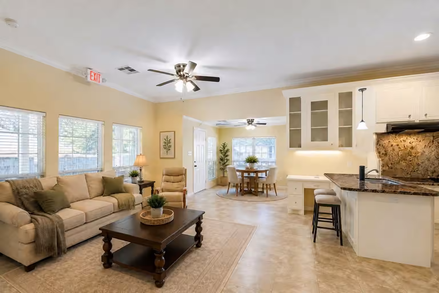 Photo 4 of 2215 Penick Road, Waller, TX