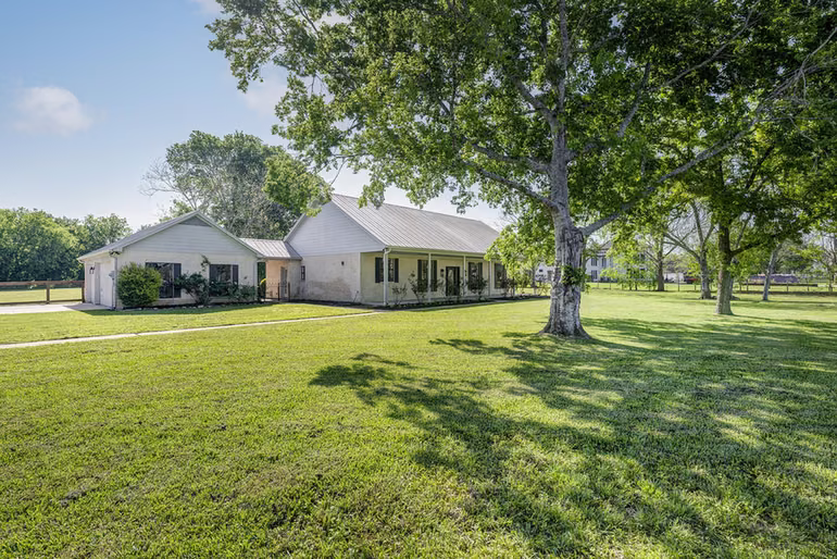 Photo of 6902 Bois D Arc Lane, Fulshear, TX 77406