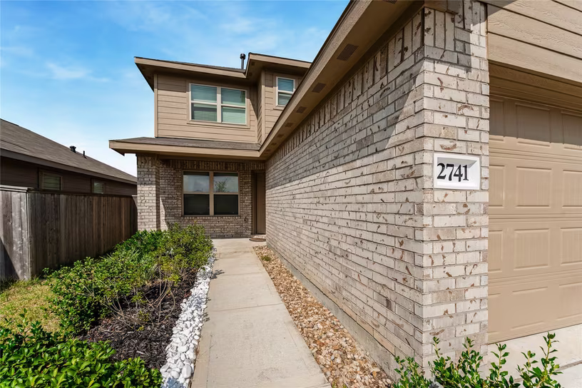 Photo 4 of 2741 Cadiz Bay Drive, Conroe, TX