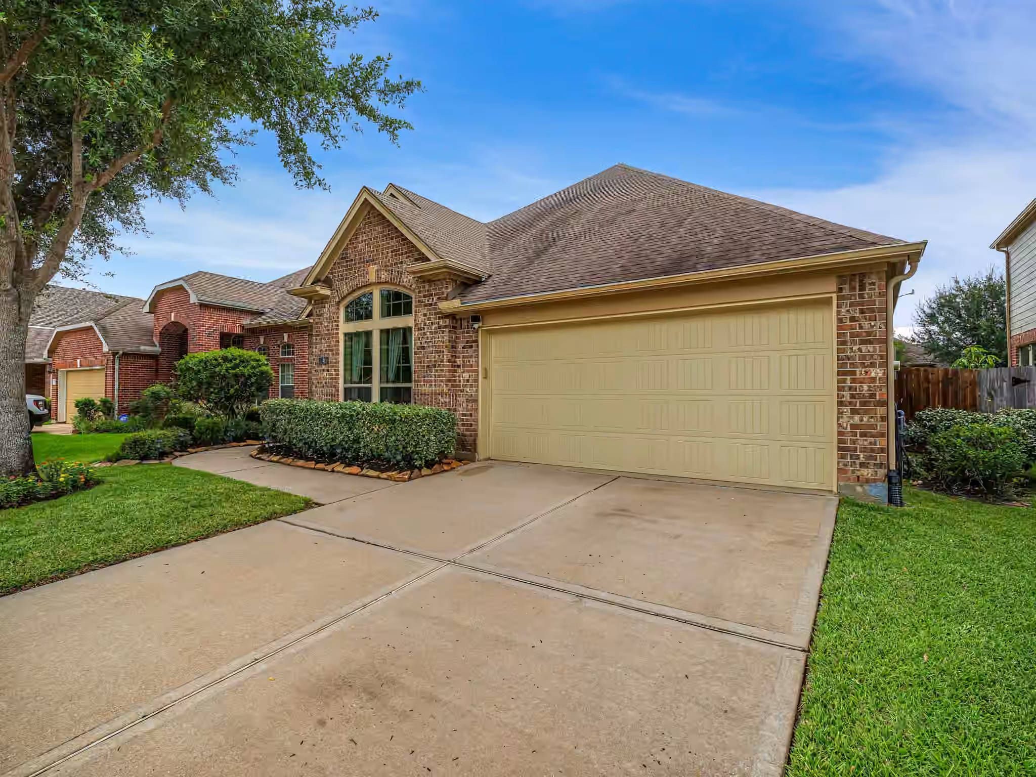 Photo 2 of 13415 Mesquite Stone Lane, Richmond, TX