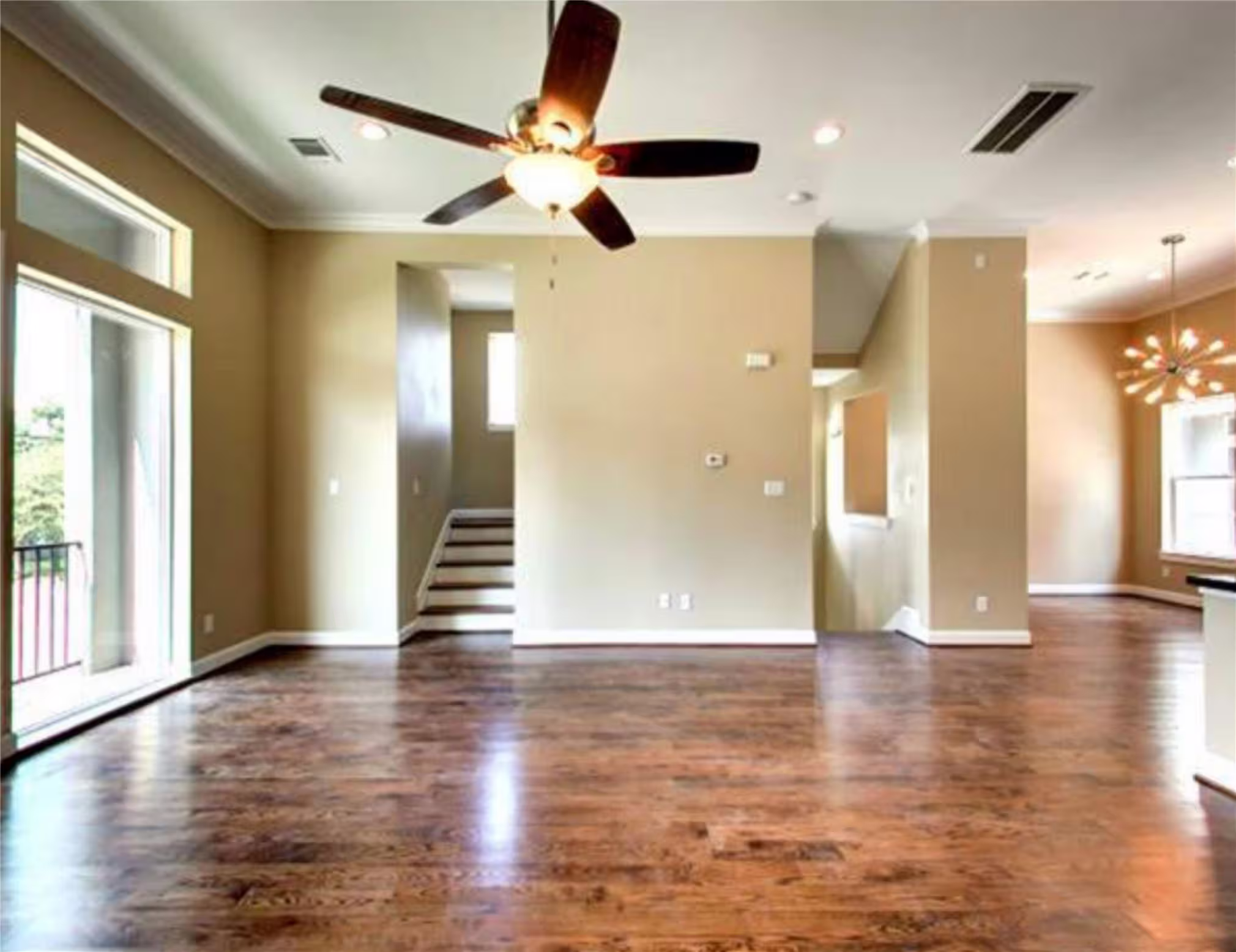 Photo 3 of 3505 Hutchins Street, Houston, TX