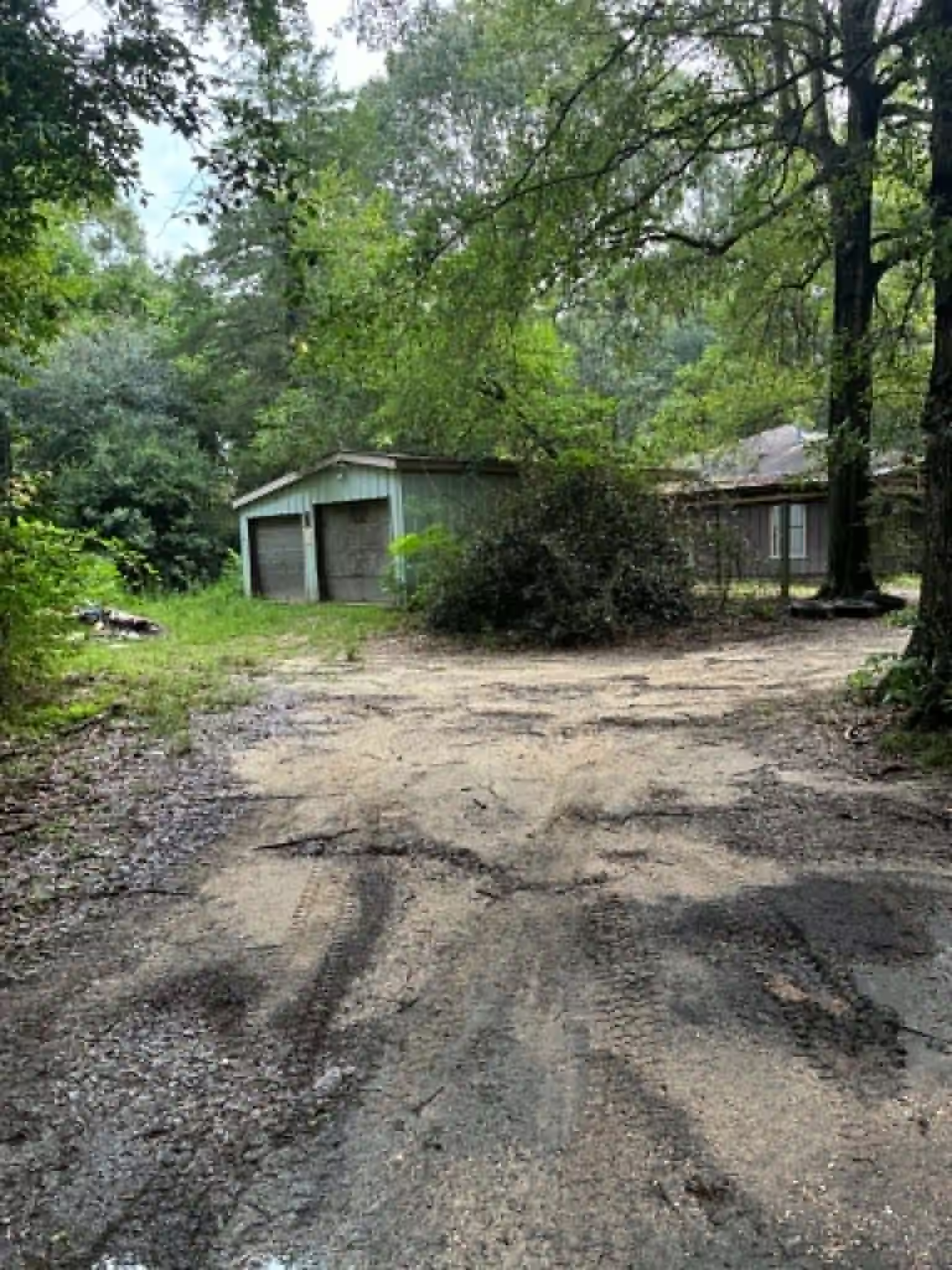 Photo 5 of 360 L R Outlaw Lane, Cleveland, TX