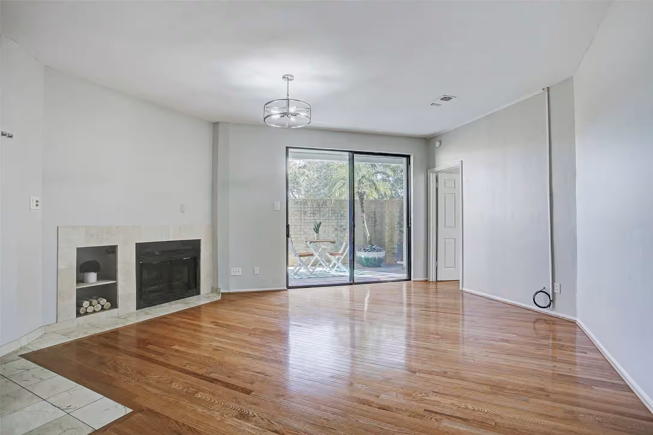 Photo 2 of 5200 Weslayan Street 112, Houston, TX