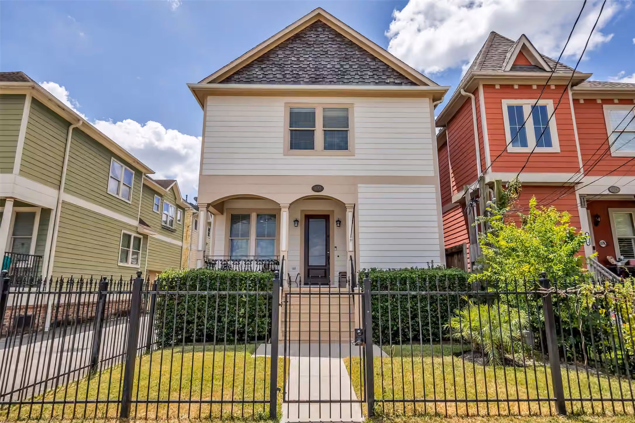 Photo of 1122 W 18th Street, Houston, TX 77008