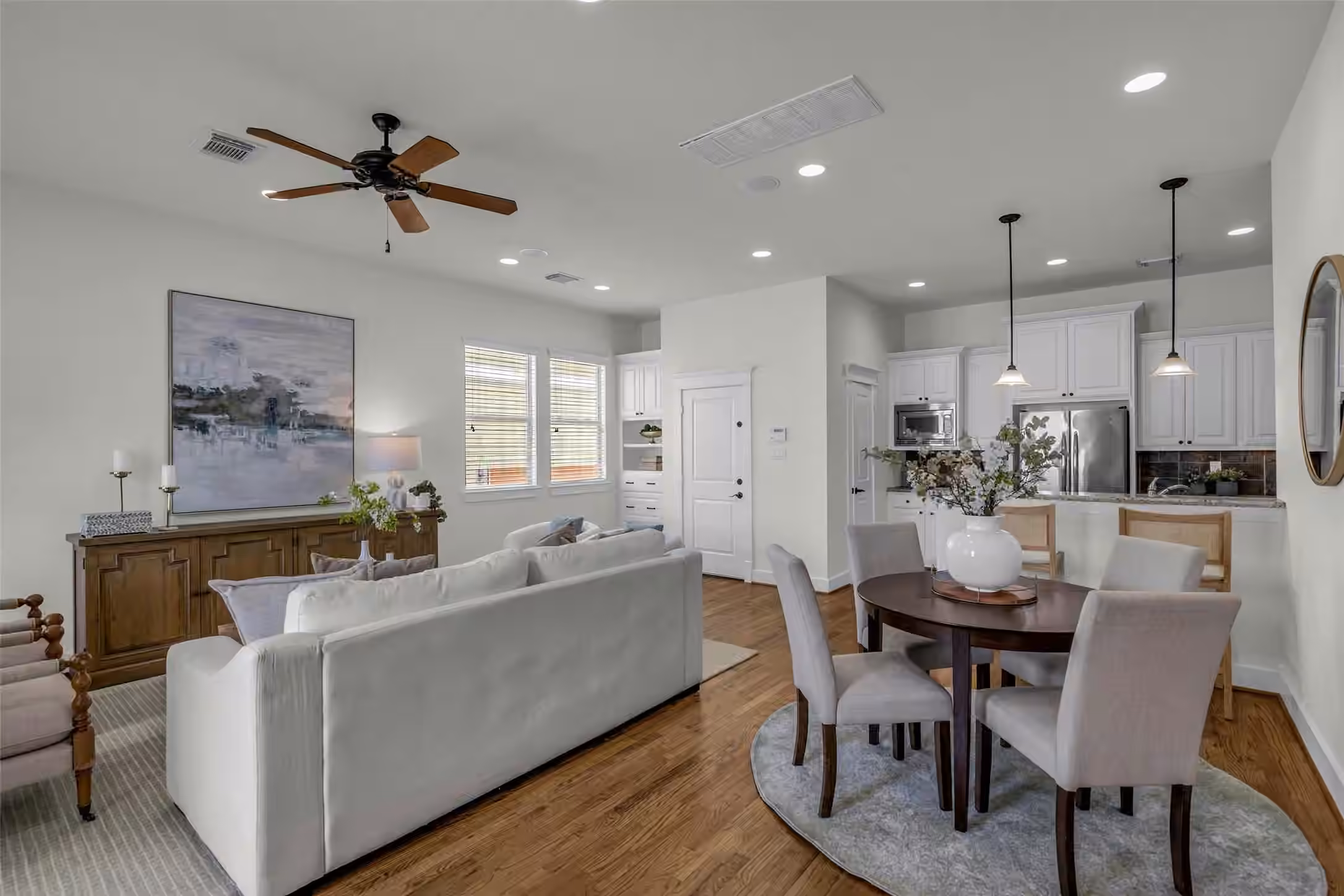 Photo 7 of 1122 W 18th Street, Houston, TX
