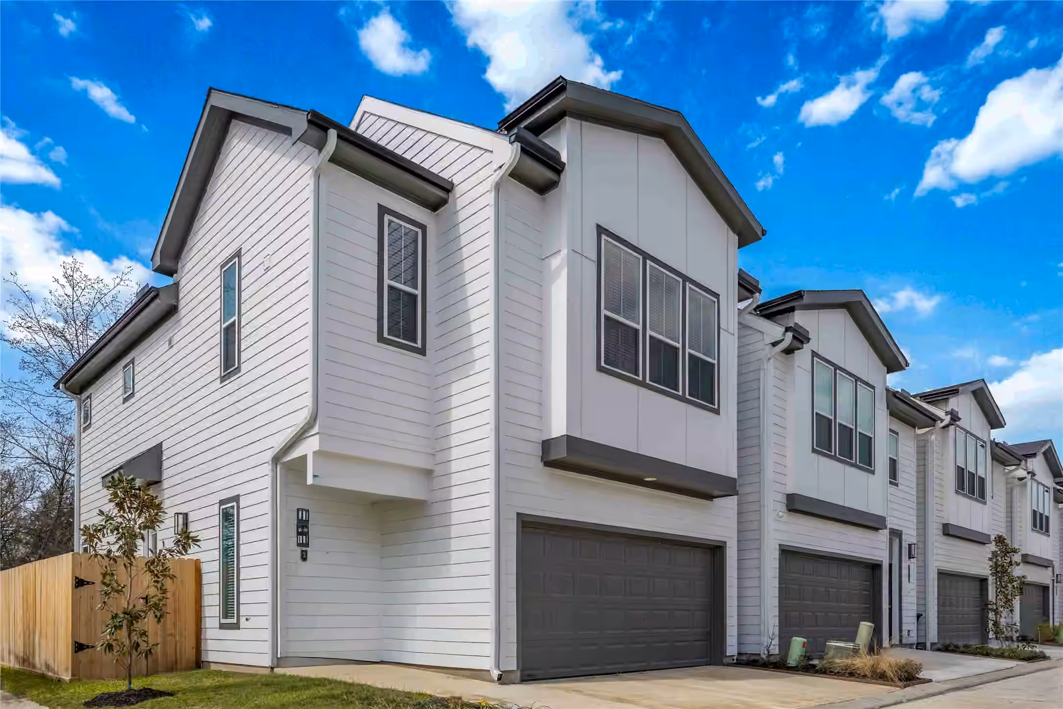 Photo 2 of 9803 Fulton Park Lane, Houston, TX