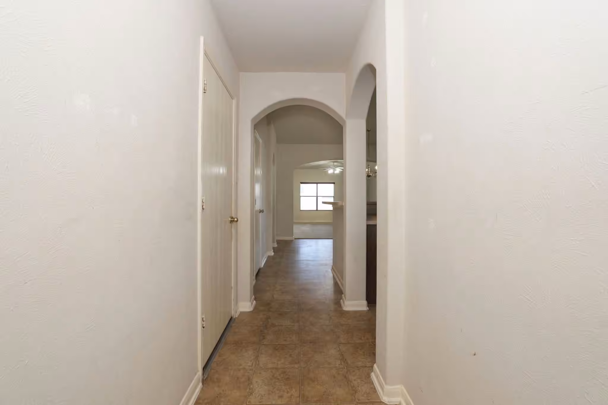Photo 2 of 19114 Hemington Circle, Tomball, TX