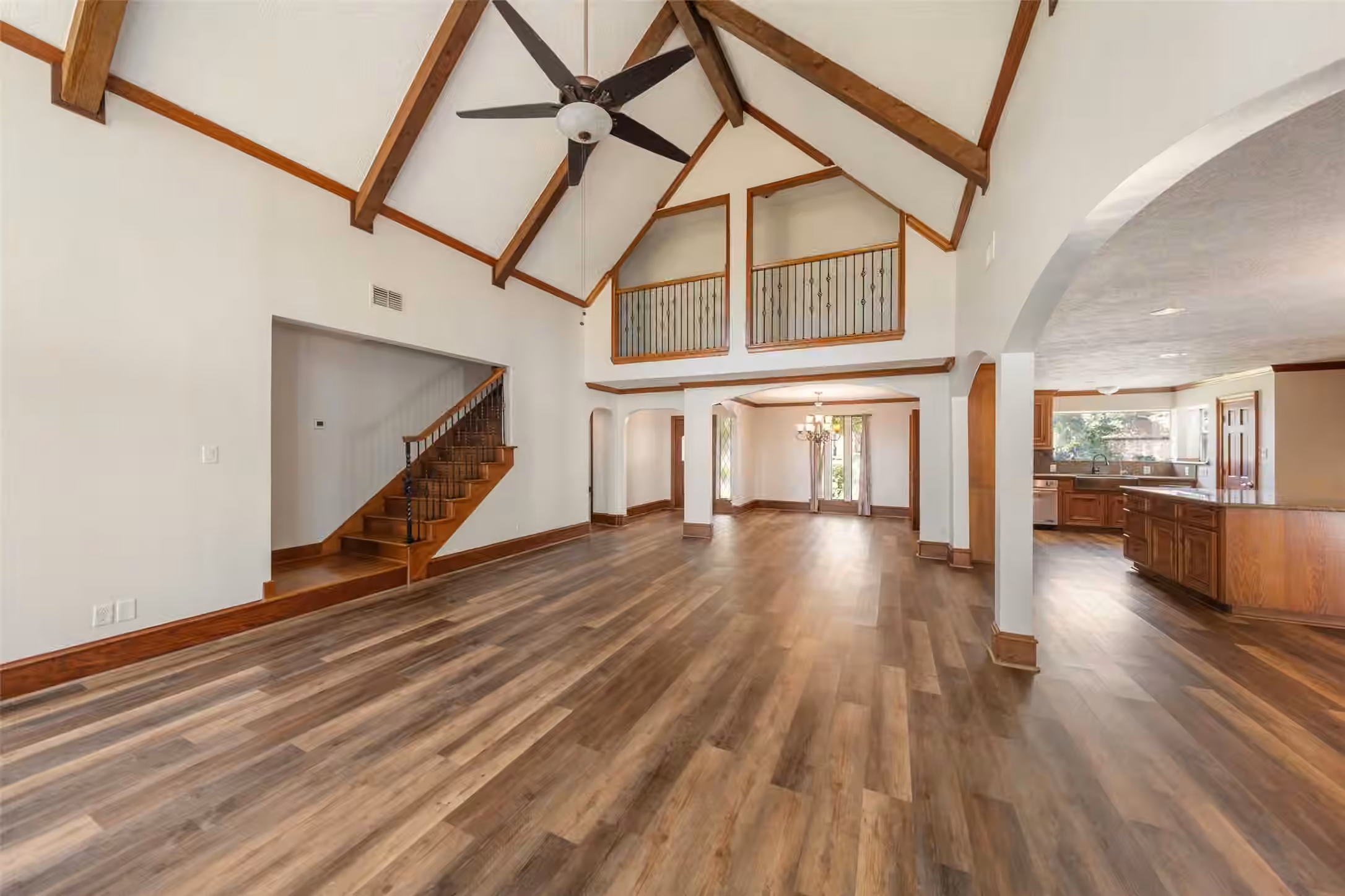Photo 2 of 8802 Sedgemoor Drive, Tomball, TX