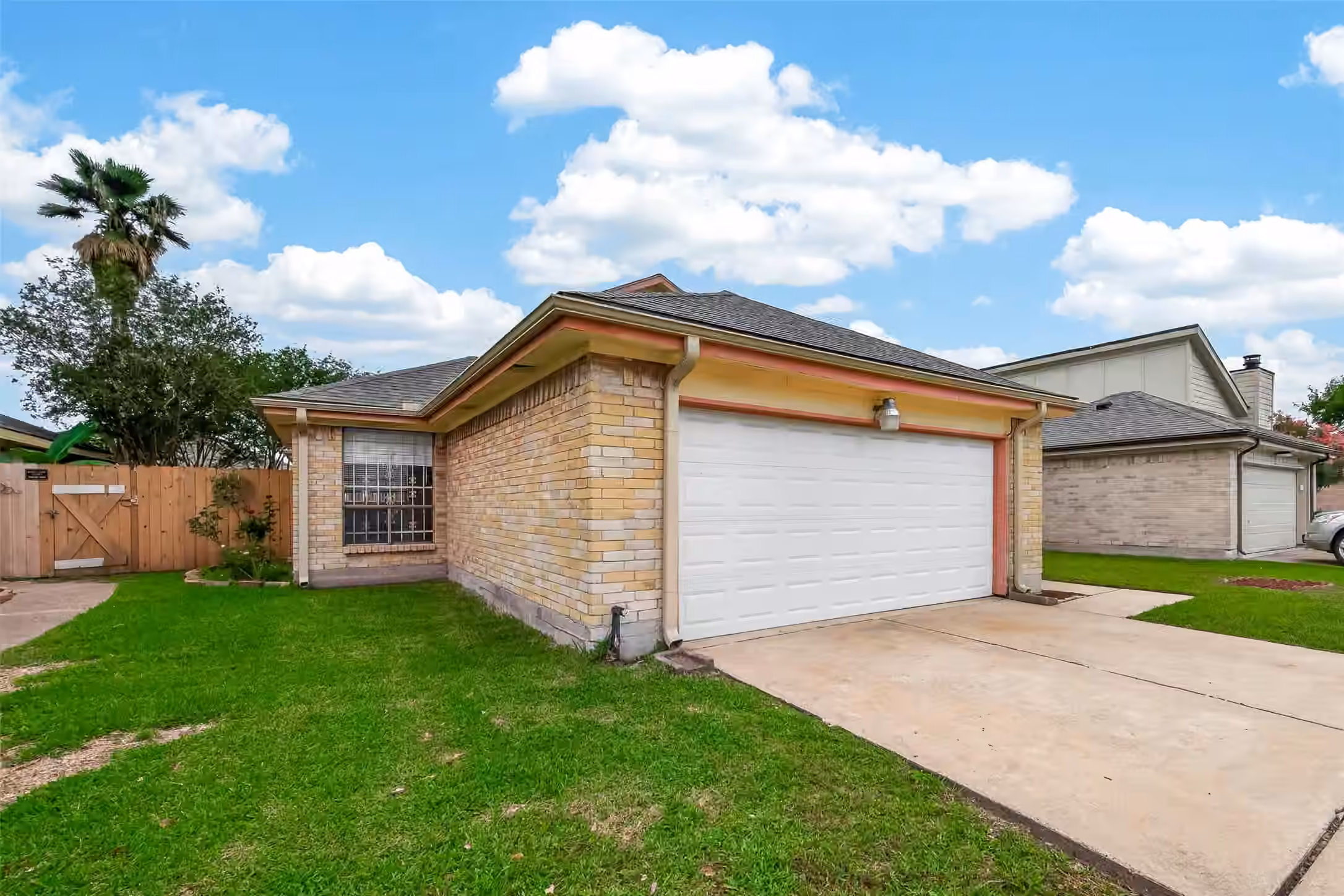Photo 3 of 13431 Clarewood Drive, Houston, TX