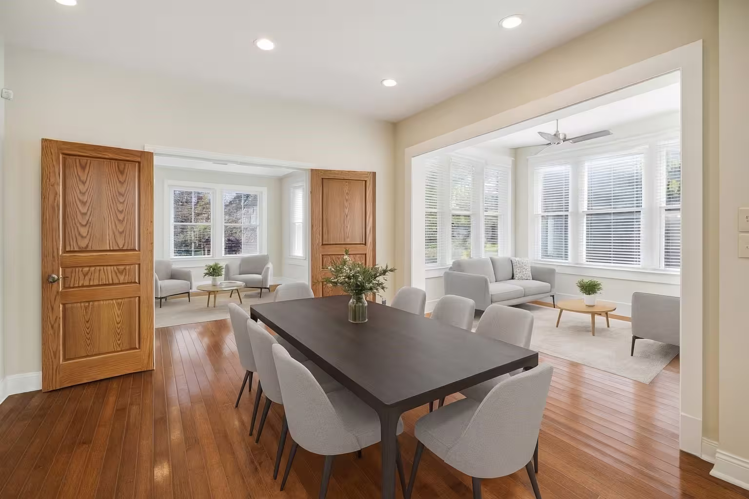 Photo 7 of 1220 W Gray Street, Houston, TX