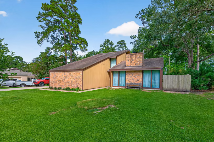 Photo of 23610 Creekview Drive, Spring, TX 77389