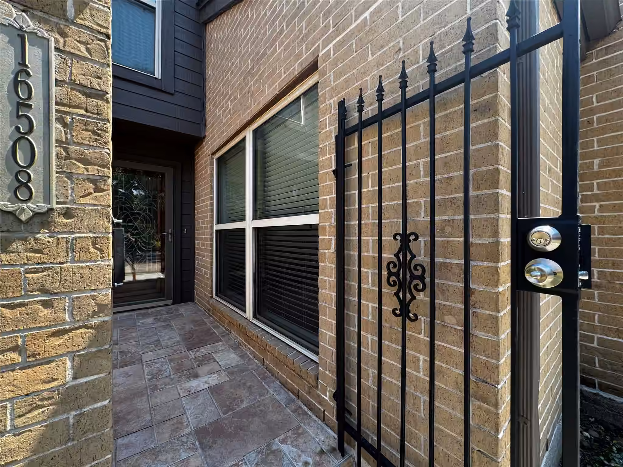 Photo of 16508 Space Center Boulevard, Houston, TX 77058
