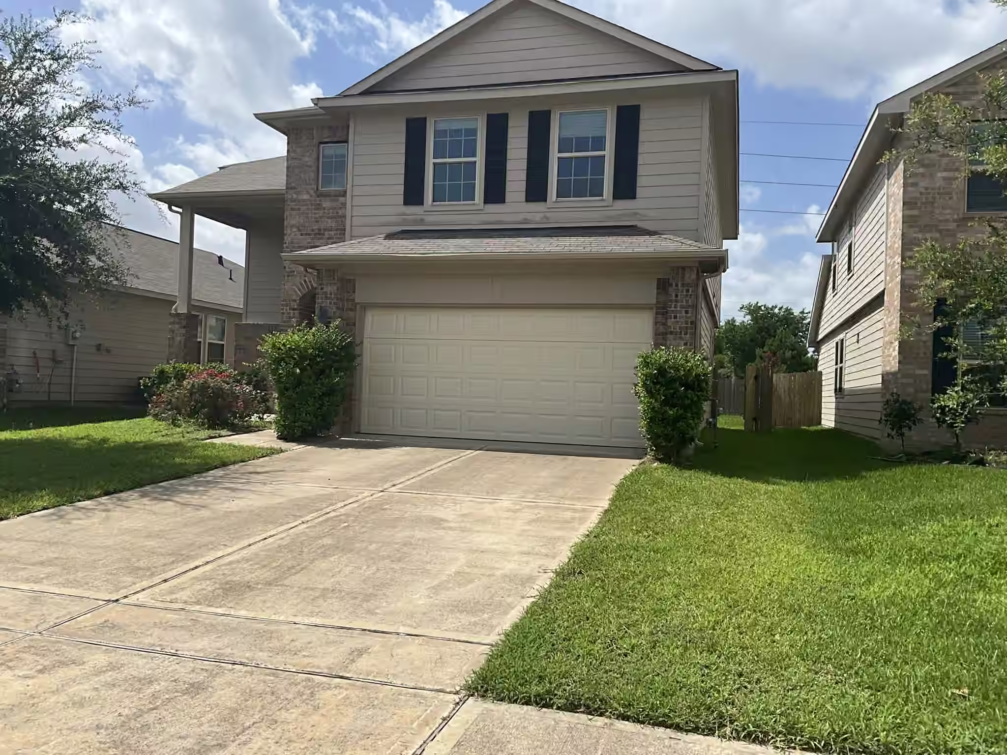 Photo of 13127 Silverglen Run Trail, Houston, TX