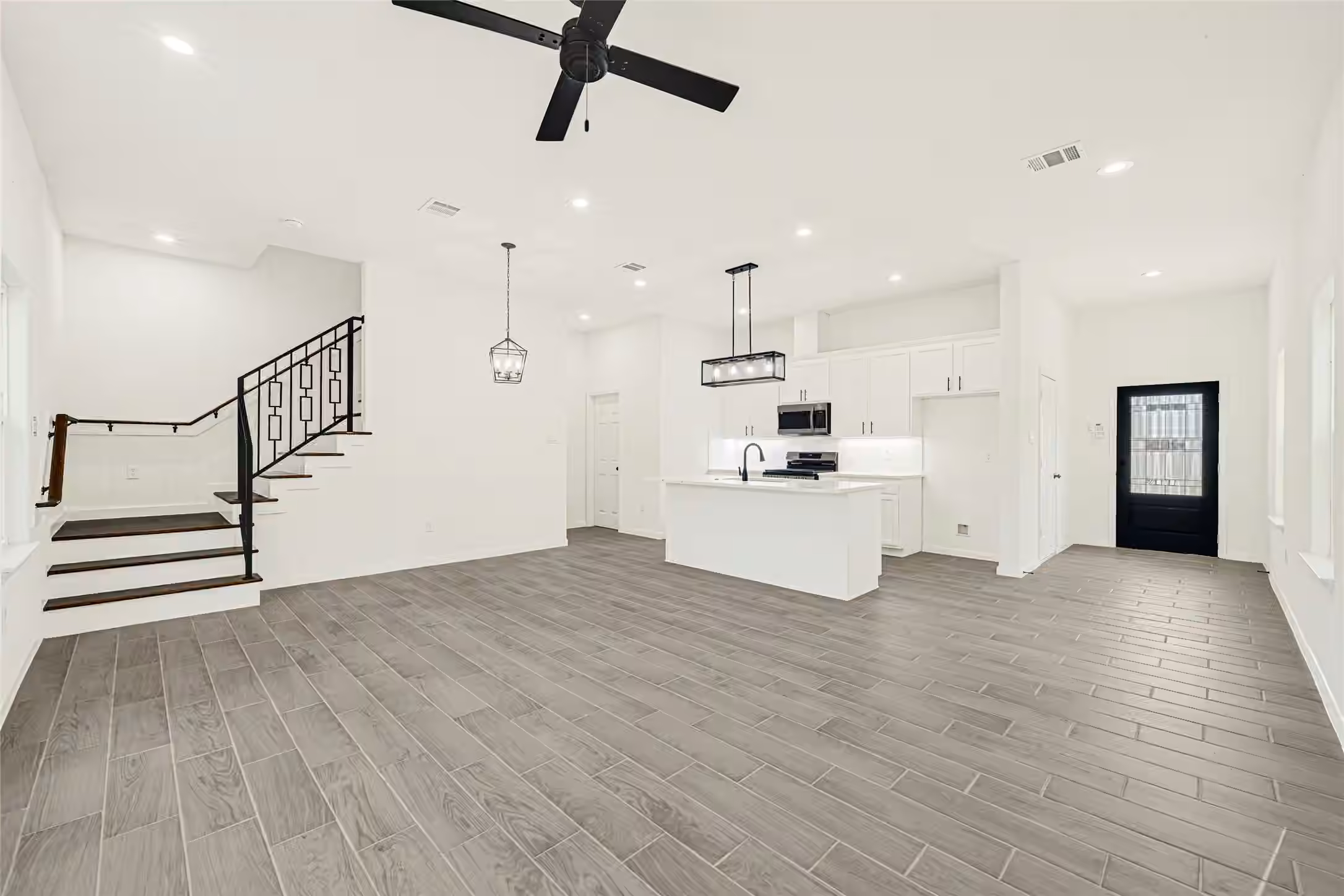Photo 5 of 9212 Arvin Street, Houston, TX