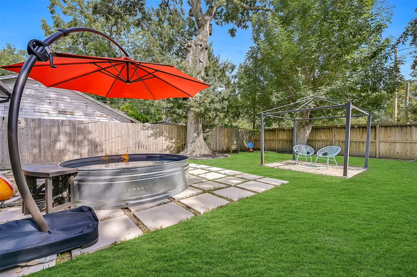 Photo 5 of 115 S 8th Street, Alvin, TX