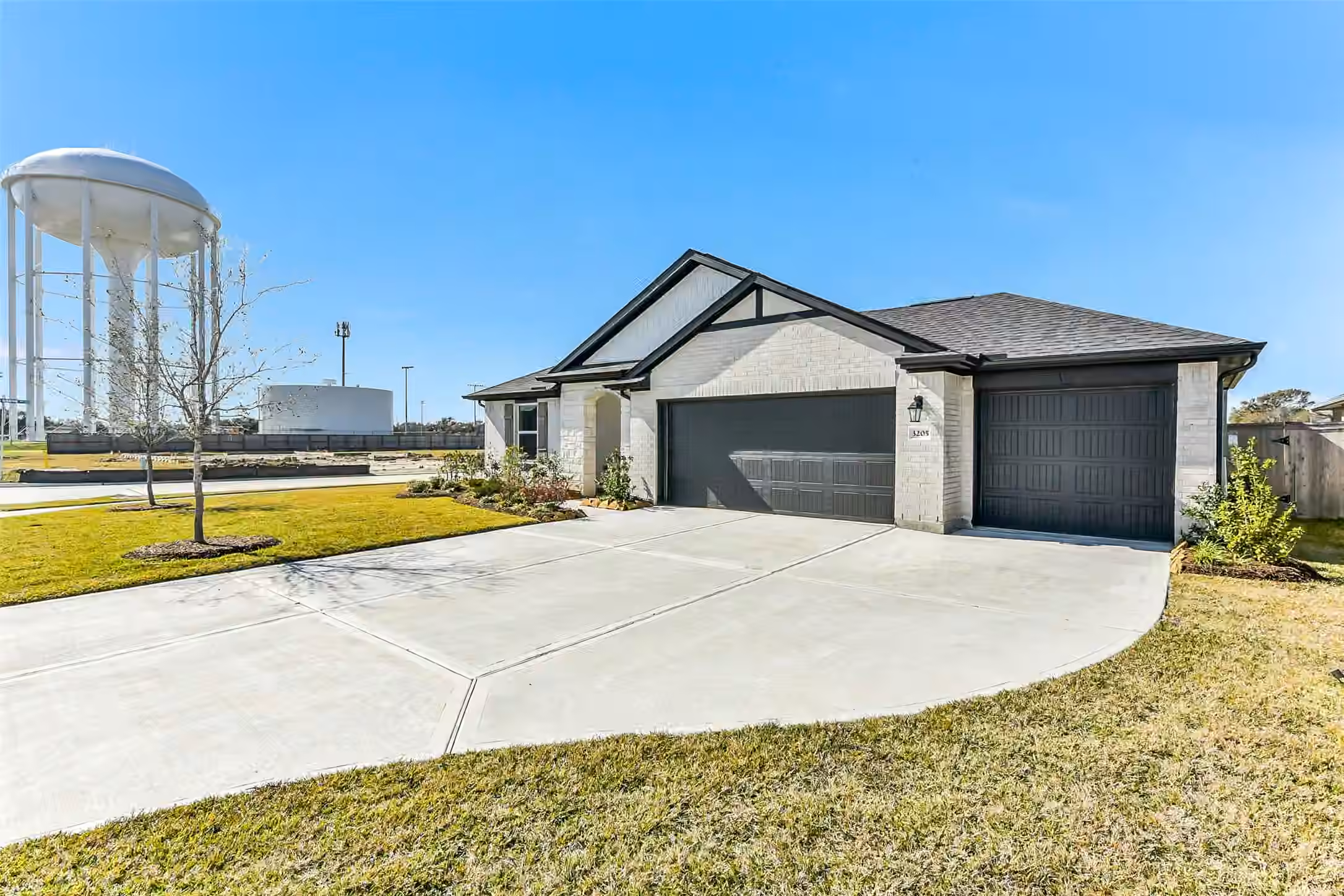 Photo 3 of 3205 21st Street N, Texas City, TX