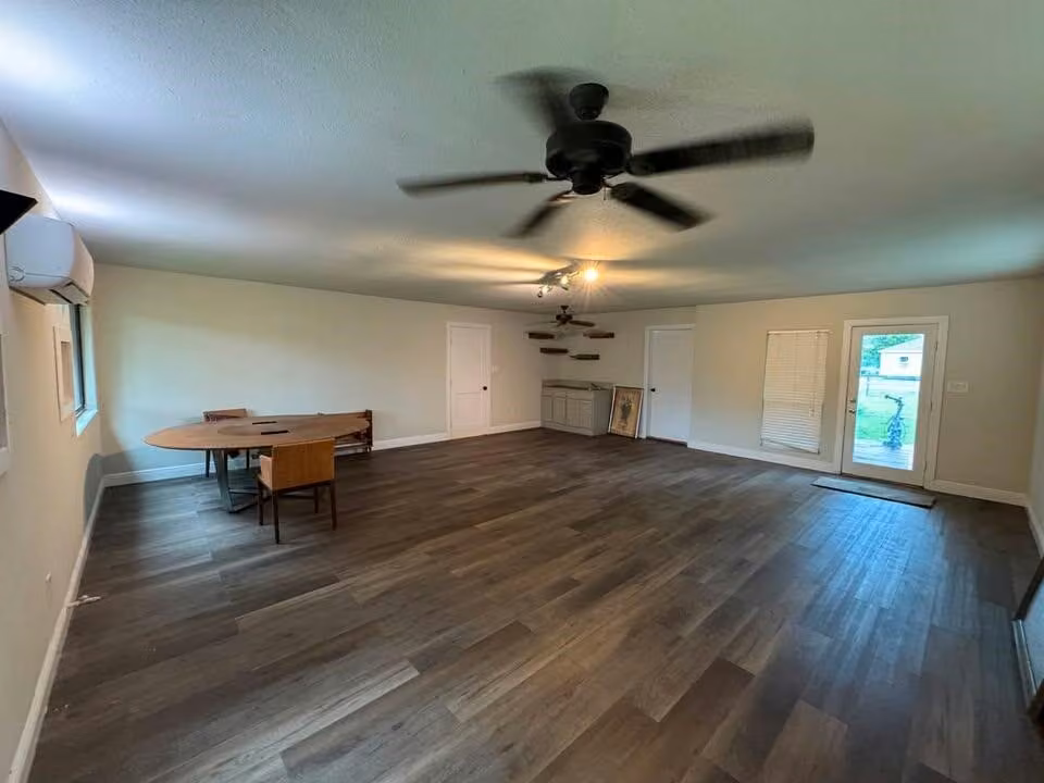 Photo 2 of 8105 Parker Road, Houston, TX