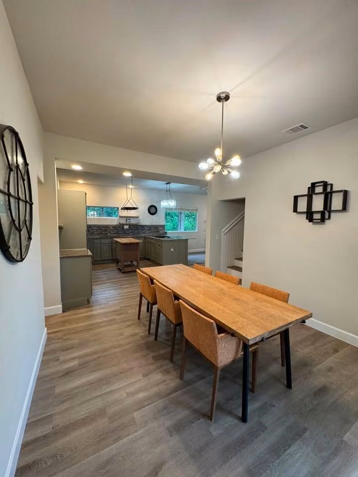Photo 5 of 8105 Parker Road, Houston, TX