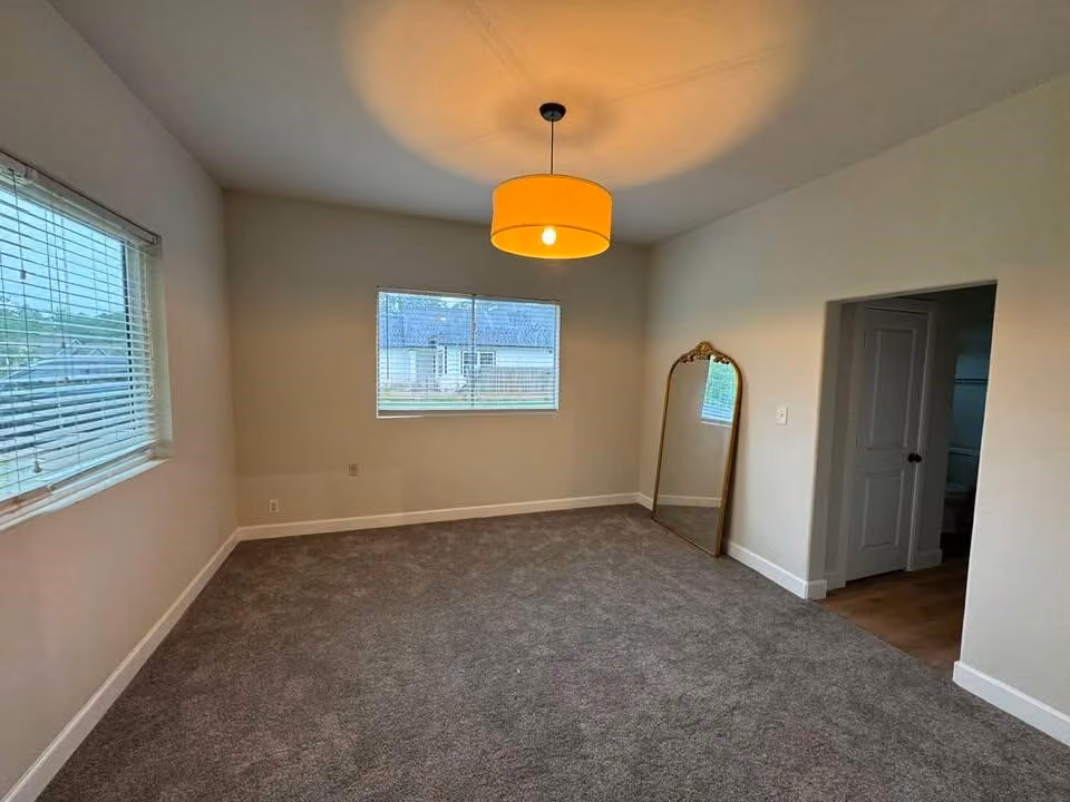 Photo 7 of 8105 Parker Road, Houston, TX
