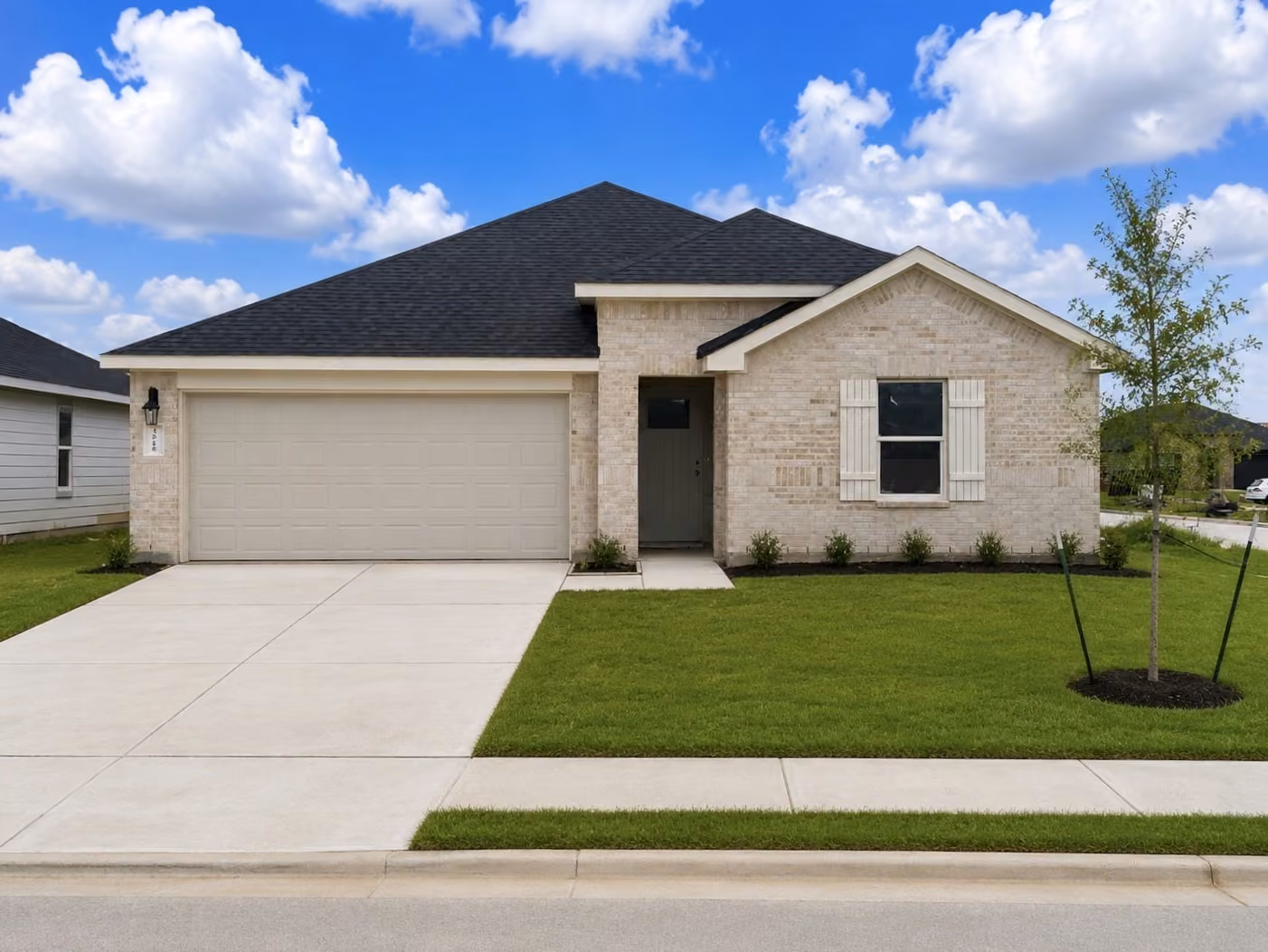 Photo of 606 Heaven Drive, Beasley, TX