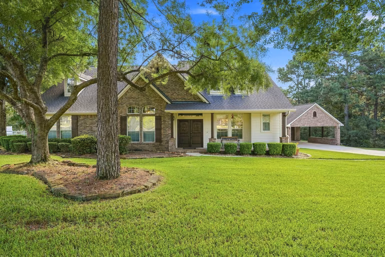 Photo 2 of 11455 Queensboro Court, Montgomery, TX
