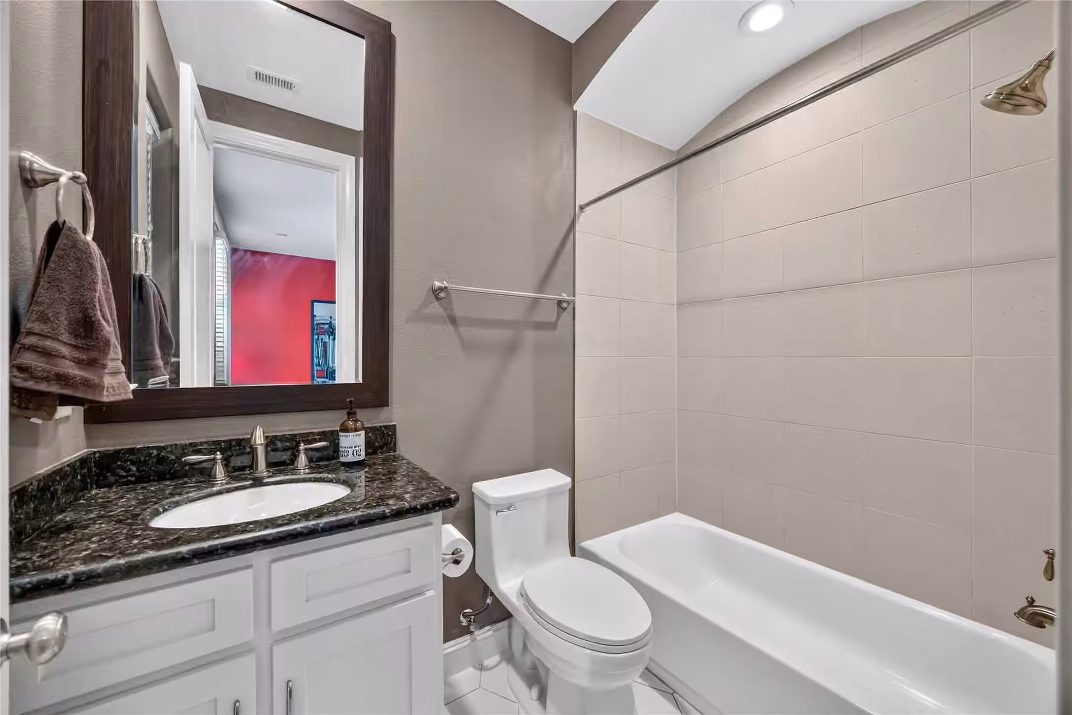 Photo 6 of 5723 Arabelle Lake, Houston, TX