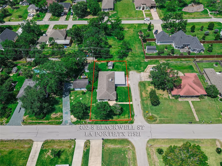 Photo of 402 S Blackwell Street, Houston, TX
