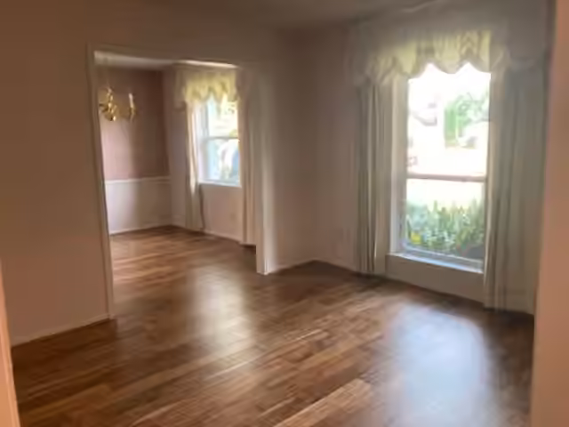 Photo 5 of 8819 Covent Garden Street, Houston, TX