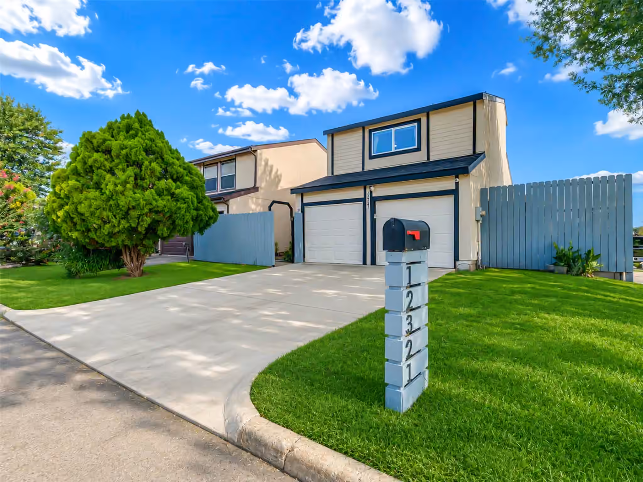 Photo of 12321 Corona Lane, Houston, TX 77072