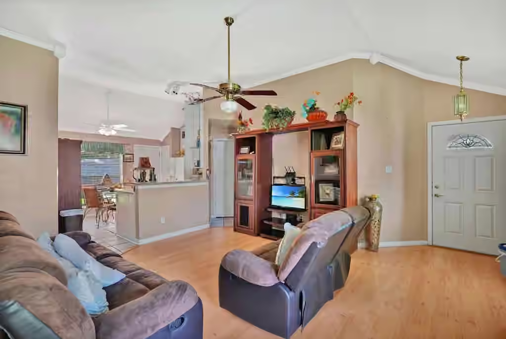 Photo 6 of 17618 Mallett Street, Crosby, TX