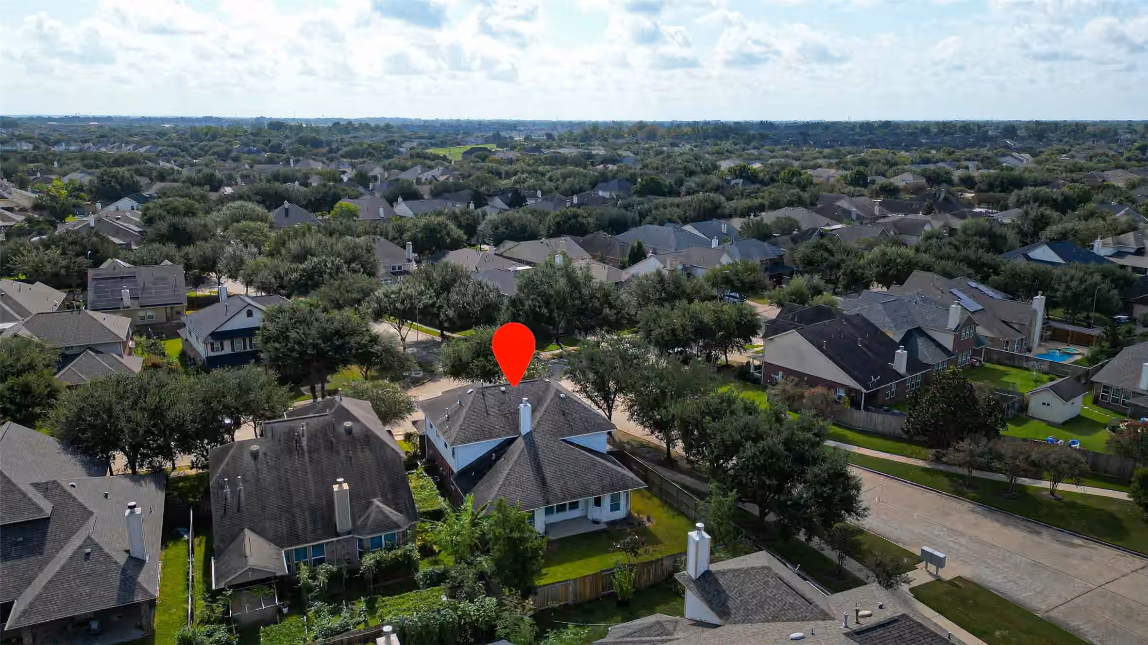 Photo 3 of 6003 Preserve Lane, Missouri City, TX