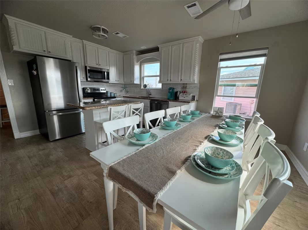 Photo 7 of 118 Point Lafitte Court, Surfside Beach, TX