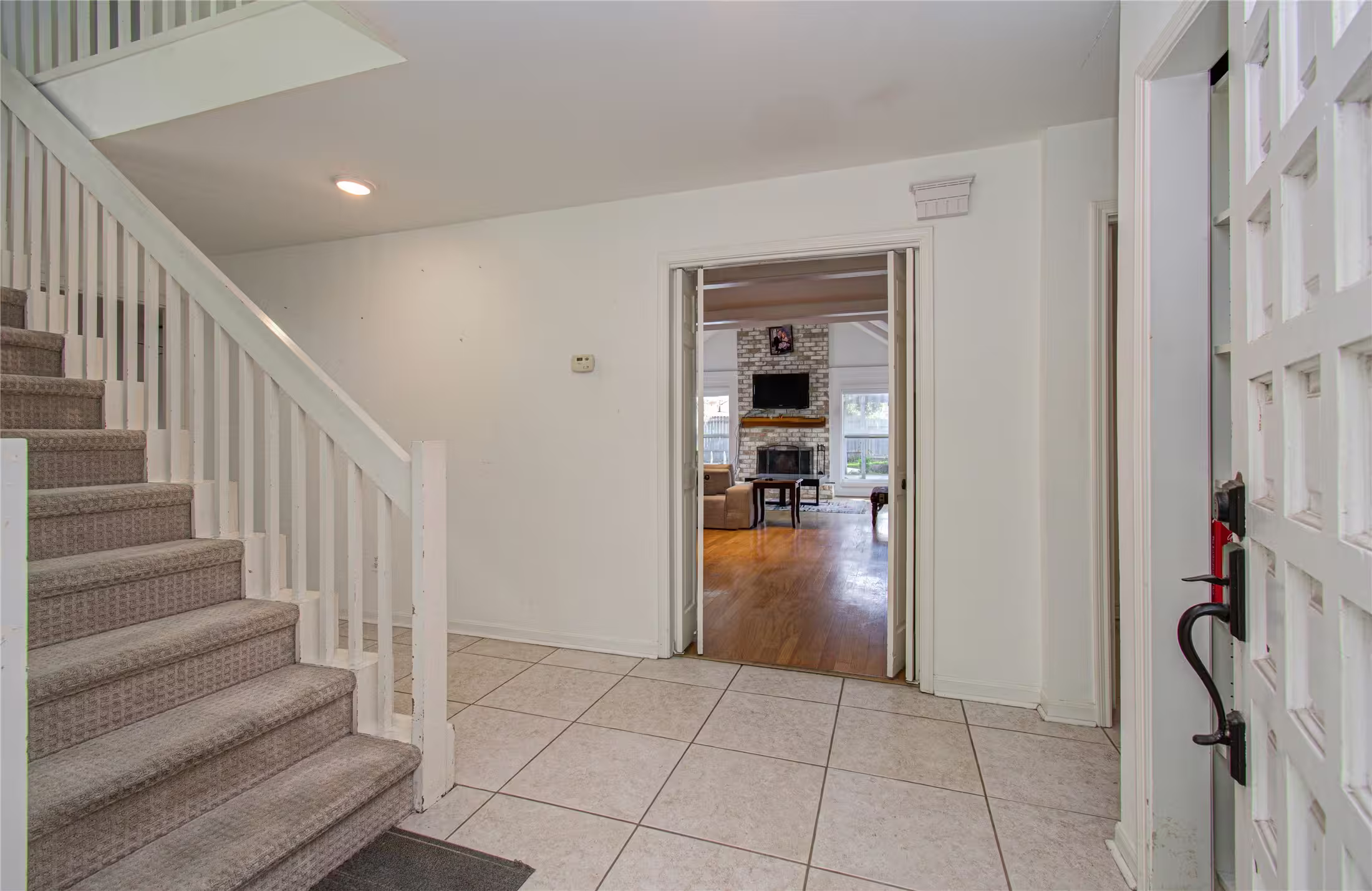 Photo 3 of 11427 Highgrove Drive, Houston, TX
