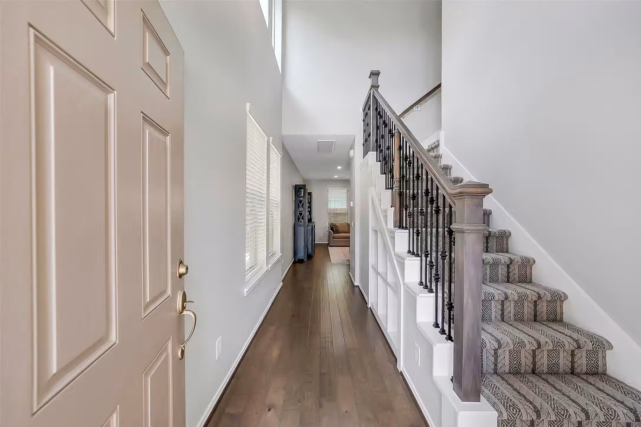 Photo 5 of 1910 Barrel Oak Drive, Houston, TX