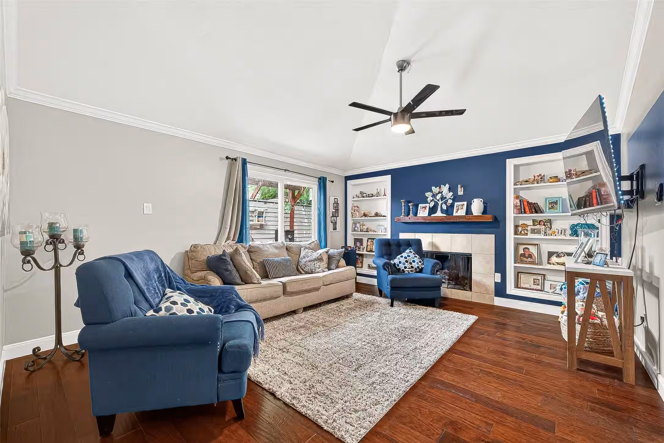 Photo 2 of 7823 Winehill Lane, Houston, TX