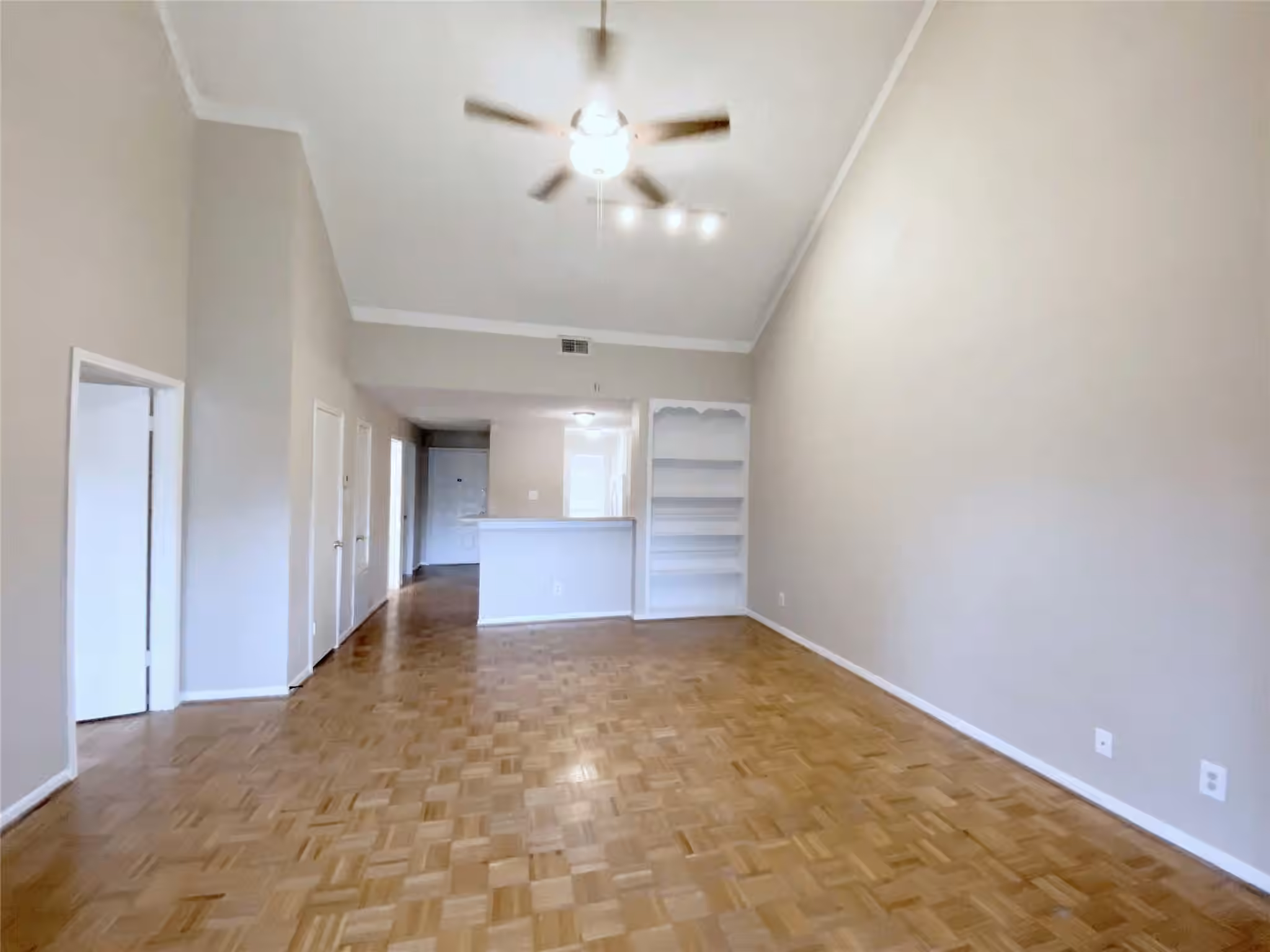 Photo 3 of 8499 Sands Point Drive, Houston, TX