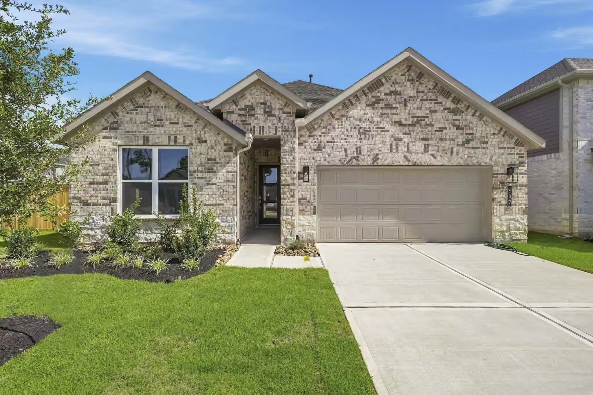 Photo of 607 Paisley Harbor Court, Conroe, TX
