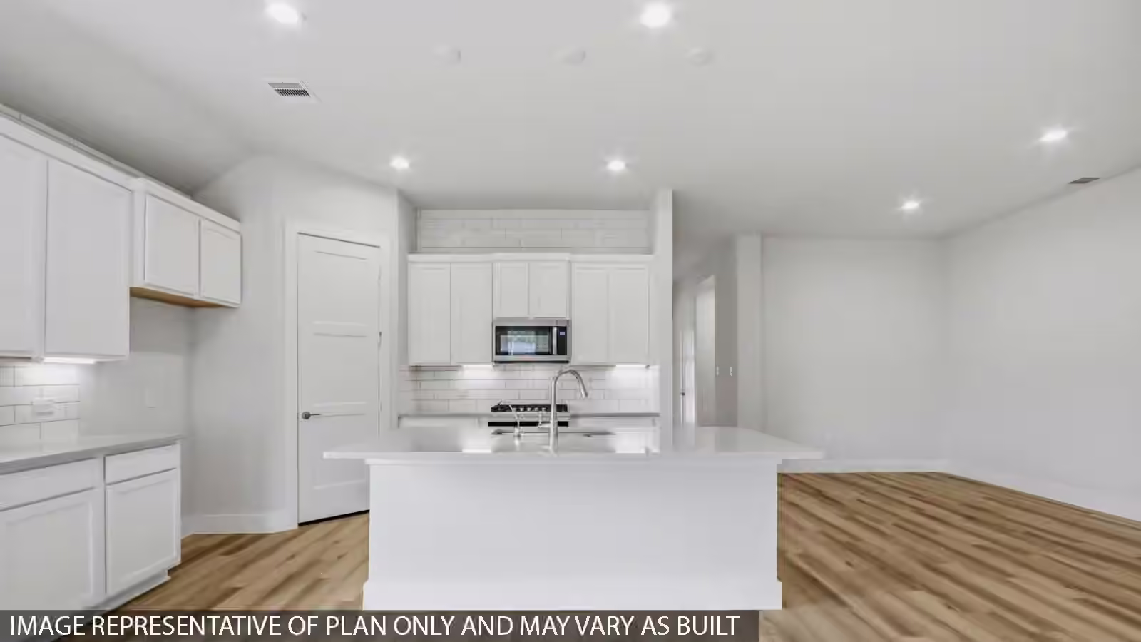 Photo 4 of 607 Paisley Harbor Court, Conroe, TX