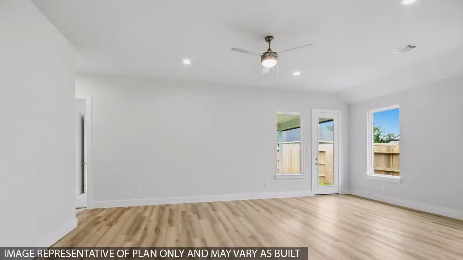 Photo 6 of 607 Paisley Harbor Court, Conroe, TX