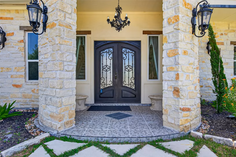 Photo 6 of 1024 Colibri Lake Lane, Waller, TX